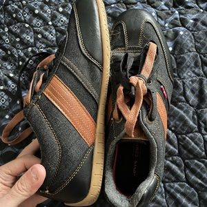Levi shoes levis used size 9